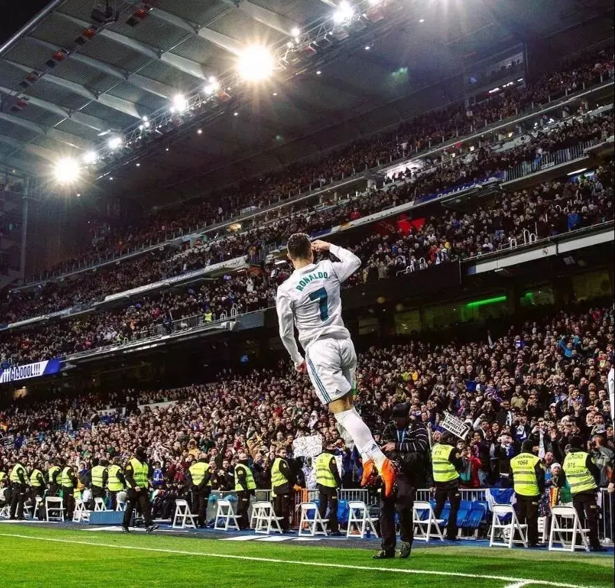 官方：仁川联与35岁队长李明周达成续约协议（仁川联官宣：35岁队长李明周完成续约）