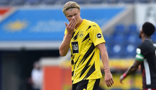 英超积分榜：曼联力克狼队升至第6，曼城落后榜首阿森纳2分（英超榜况：曼联击败狼队升第6，曼城距领头羊阿森纳2分）