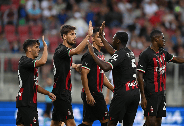 姆巴佩左腿肌肉不适缺席欧冠对阵曼城（左腿肌肉不适，姆巴佩无缘欧冠对阵曼城）