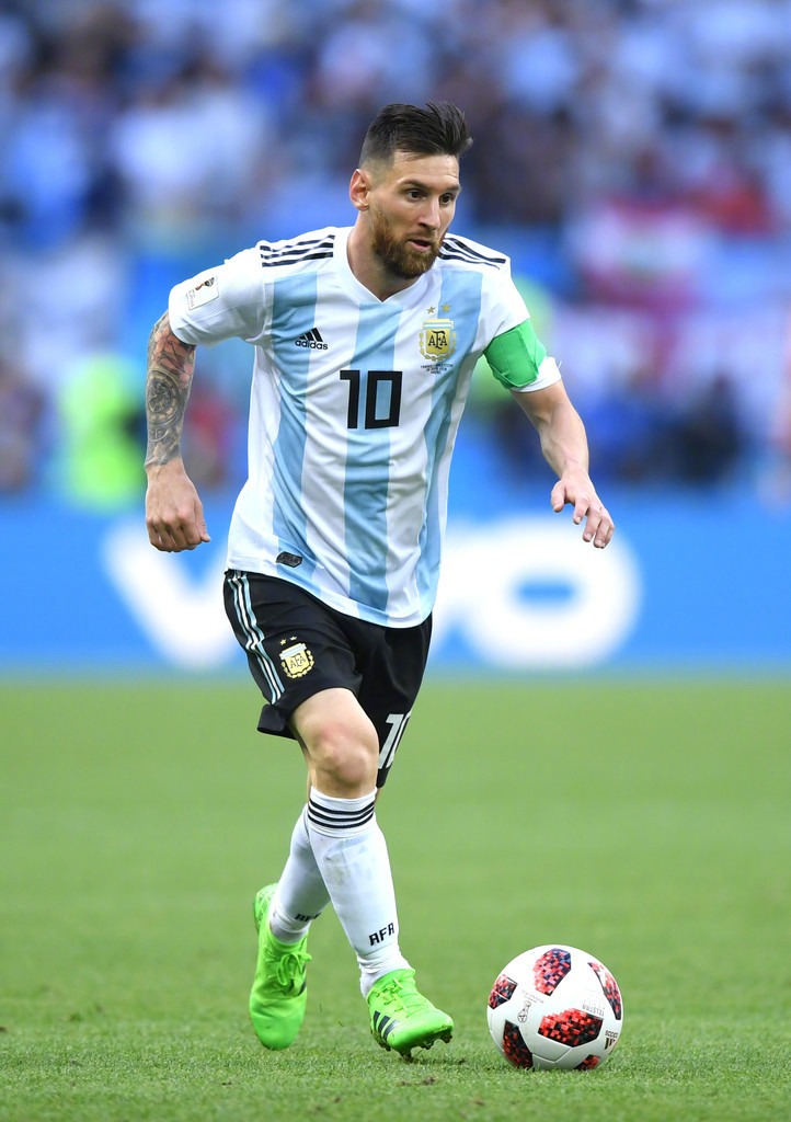 纽卡小将朴昇洙：我是孙兴慜的粉丝；希望能尽早完成英超首秀（纽卡新星朴昇洙：偶像是孙兴慜，盼尽快迎来英超首秀）