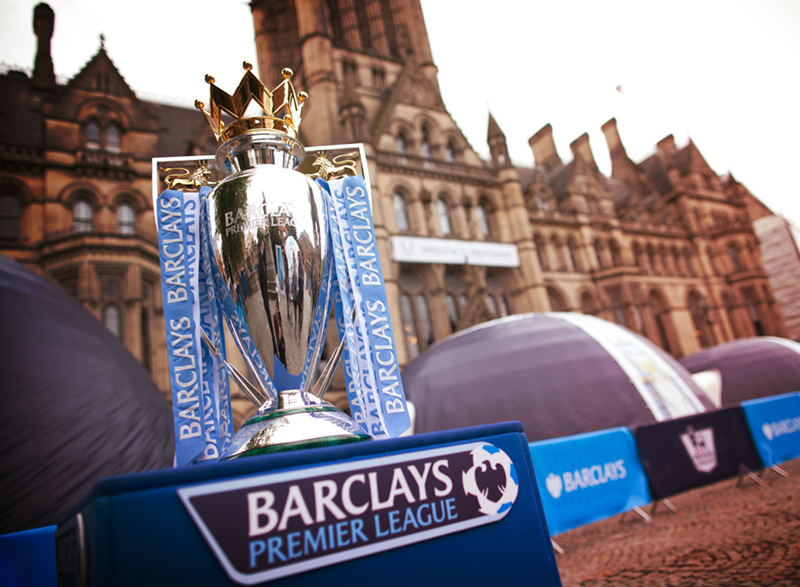 风中有朵雨做的云？曼城新赛季二客球衣曝光：灵感源自雨滴