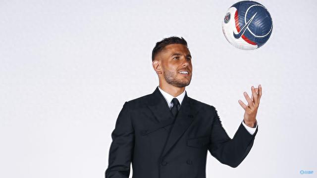 加纳官方：对阵日本重伤的弗朗西斯已接受手术，将回法国康复（加纳官方通报：弗朗西斯战日本重伤已手术，将赴法国康复）